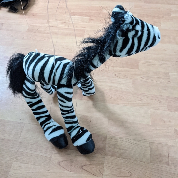 Zebra String Puppet - Picture 2 of 7